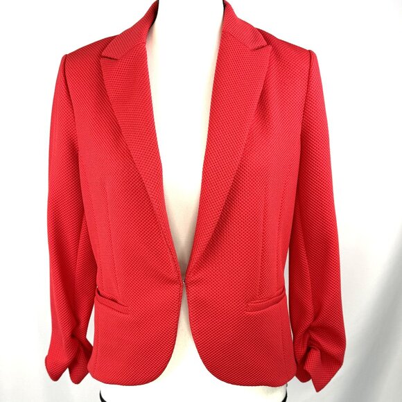 Versatile Amanda + Chelsea Crop Blazer with Ruched Sleeves – Red, Size 8 - Picture 1 of 5